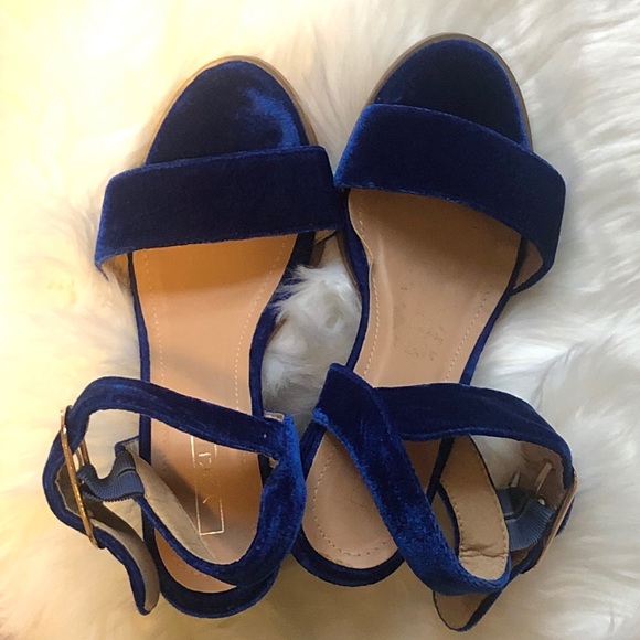 Yoki Blue Velvet Sandala - Picture 2 of 3